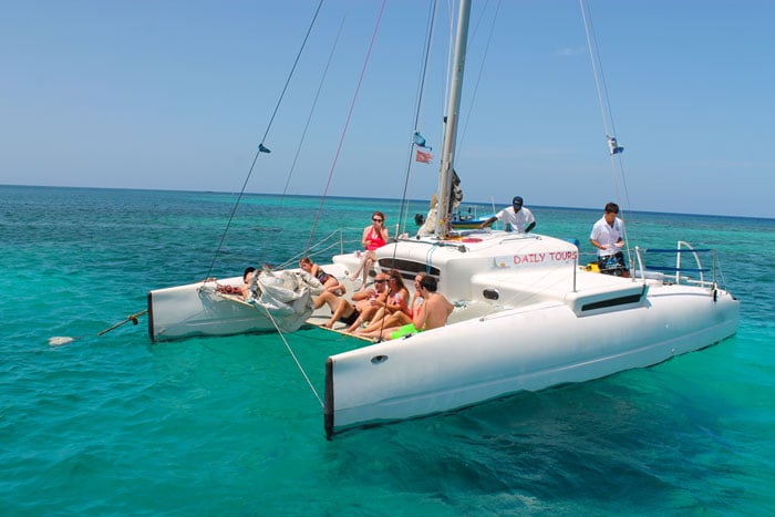 Catamaran tours to isla mujeres